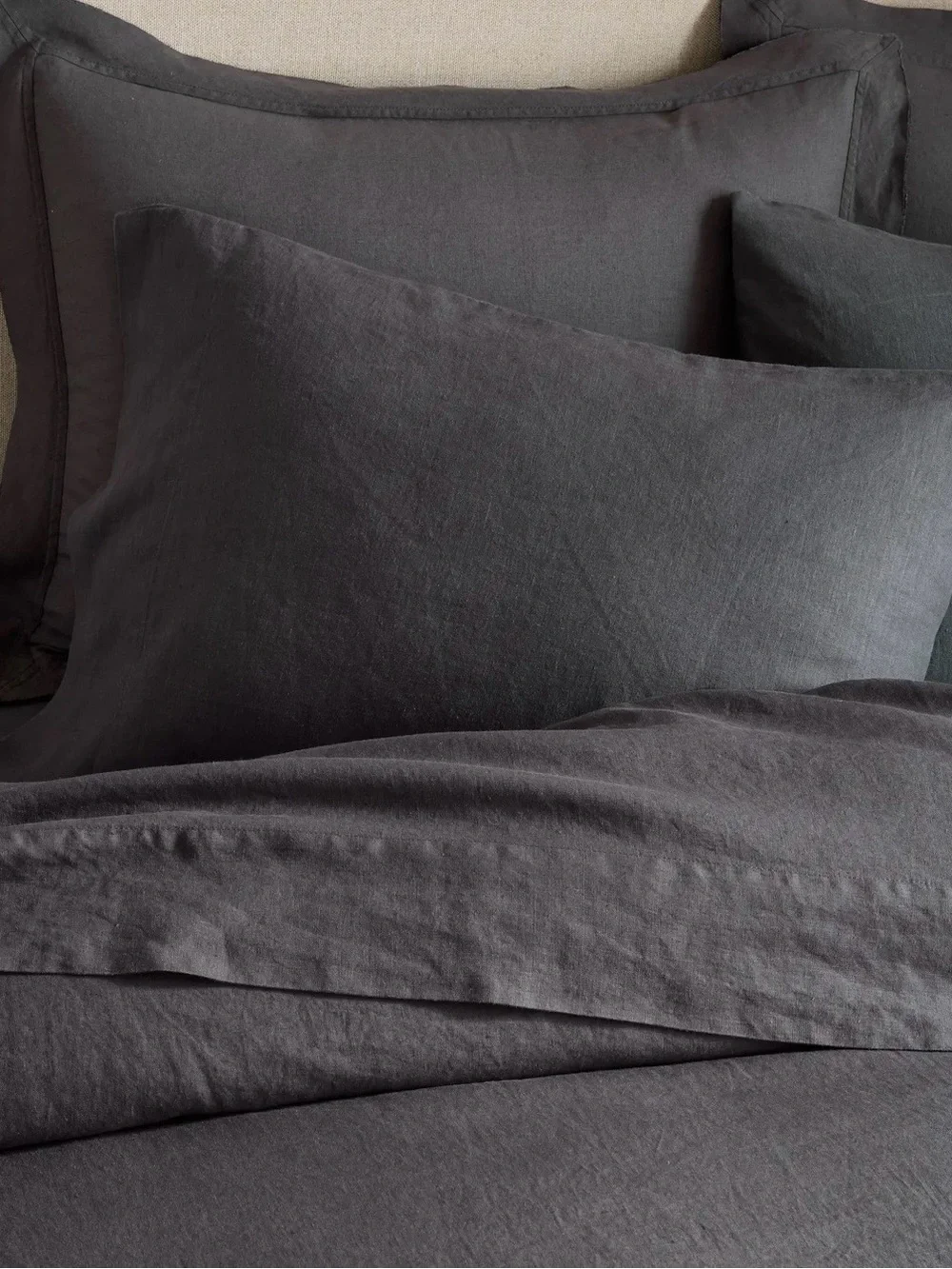 NEW Quince European Linen Double Flange 3 Pc Duvet Cover Set, King/Cal-Charcoal